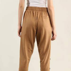 Pantalones de chándal para mujer con cintura elástica y cordón, pantalones deportivos cómodos y elegantes para correr - Product Image 2