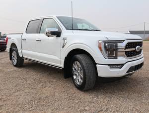 Ford F-150 XL 4WD SuperCrew 2023 con Caja de 5.5' - Product Image 3