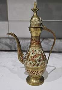 เรือทองเหลือง surahi เหนือกาลเวลาสำหรับบ้านมรดก - Product Image 2