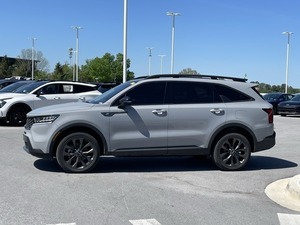Kia Sorento SX 2024 Usado en Venta, Asientos de Cuero, Cámara Trasera, Emisión Euro III, 8L - Product Image 3