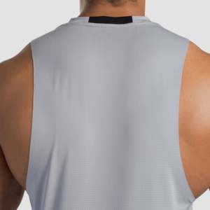 เสื้อกล้ามผู้ชายสีเทาอ่อนพร้อมแขนเสื้อแบบยกขึ้น - Product Image 6
