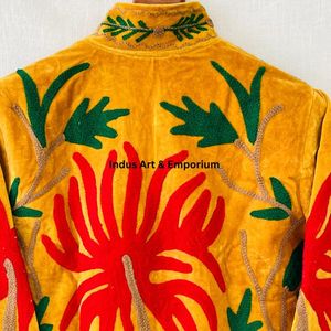 Chaqueta Suzani India Hecha a Mano, Chaqueta Corta Bordada a Mano, Abrigo Unisex, Chaqueta Corta Suzani Hecha a Mano - Product Image 3