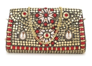 Bolso de mano de metal con logotipo personalizado para mujer, monedero con tachuelas doradas y correas de cadena, también personalizado para bolso de mano de mujer - Product Image 6