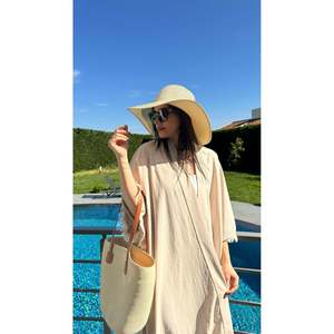 Beige Straw <b>Hat</b> and Straw Bag Two-Piece Set, Shipped in a <b>Box</b>. - Cnt2005bej - Product Image 5