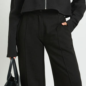 Conjunto Casual de Dos Piezas para Mujer, Ropa Casual de Calle, Elegante y Moderno, Chaqueta Corta con Cremallera y Pantalones con Cuello Camisero, 2026 - Product Image 3