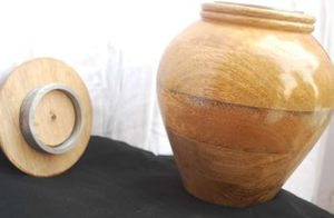 Urna de cremación de madera artesanal, urna conmemorativa decorativa con tapa para cenizas de adultos, urna de diseñador funerario - Product Image 5