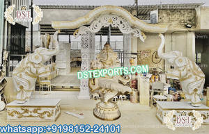 Estatua de Ganesha de bienvenida de boda en pavo real, estatua de Ganpati de fibra de entrada de boda hindú, estatua de Ganesha de bienvenida de boda hermosa - Product Image 2