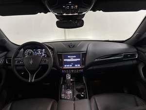 Maserati Levante Modena 2022 d'occasion, SUV AWD de qualité - Product Image 2