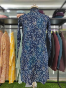 Conjunto de pantalones Kurta pesados de diseño moderno de alta demanda perfecto para uso festivo de exportador y fabricante indio - Product Image 4