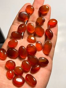 Pierre précieuse Hakik rouge naturelle dans diverses coupes Baguette coussin ovale coupe poire - Product Image 2