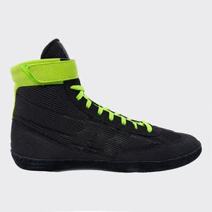 รองเท้าผ้าใบหุ้มข้อสีดำและสีเขียวมะนาว รองเท้ากีฬาตาข่ายน้ำหนักเบาพร้อมเชือกรองเท้าสีเขียวนีออนและสายรัดข้อเท้า - Product Image 1