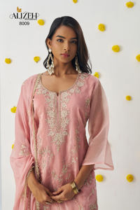 Party Wear Kurti Pant Set Premium Georgette Fabric Elegante para Compromiso - Product Image 6