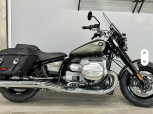 มอเตอร์ไซค์ทัวริ่ง BMW R 18 Classic Manhattan Metallic Matte รุ่นใหม่เอี่ยม - Product Image 2