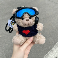 Peluches d'hiver en gros : ours en peluche avec lunettes de ski, pulls à motif cœur, écouteurs, mini-ours en peluche porte-clés