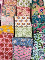 Lot de débris de tissu de couette imprimé par blocs par des restes de coton floral pour sacs couvre des couettes