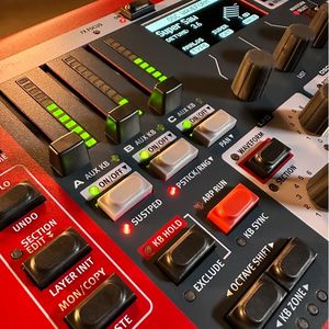 MEJOR OFERTA Piano Digital Nord Stage 4 88 Auténtico y Nuevo con Teclado de Acción de Martillo Contrapesado - Product Image 2