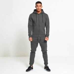 Conjunto Deportivo de Alta Calidad para Hombre, Personalizado, con Bordado de Diseño, Chaqueta Deportiva con Cremallera Completa, Hecho de Algodón y Poliéster - Product Image 4