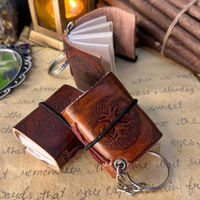 Mini porte-clés en cuir Journal en relief mascotte conception personnalisé Animal gaufrage arbre de vie à la main cahier de poche journal