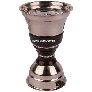 Mabkhara Brûleur d'encens Porte-encens de parfum de maison en métal de haute qualité Design attrayant et diffuseur d'aromathérapie au meilleur prix - Product Image 1