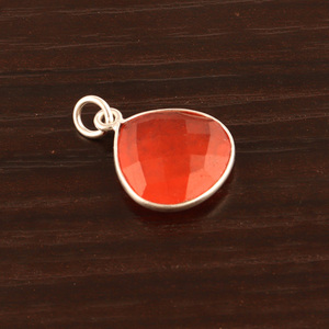 Customized Fashion Faceted <b>Heart</b> Shape Orange Jade Brass <b>Silver</b> Plated Pendant Minimalist Bezel Setting Pendant for <b>Necklace</b> - Product Image 4