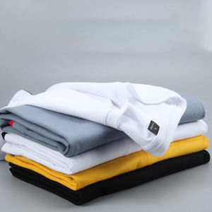 Camiseta de Algodón 100% Lisa de Alta Durabilidad para Hombre, Corte Regular, para Uso Casual y al Aire Libre - Product Image 1