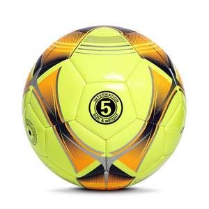 Balón de fútbol de PVC fluorescente para entrenamiento de equipos con visibilidad mejorada para práctica juvenil o eventos deportivos promocionales - Product Image 3