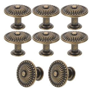 Boutons en laiton durables faits à la main pour les armoires de cuisine, design artisanal moderne, couleur et taille personnalisables, utilisation contemporaine en extérieur - Product Image 5