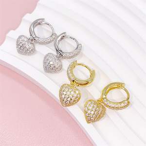 Ensemble de boucles d'oreilles pendantes avec pendentif en diamant Cur rond et goutte pour femme - Product Image 1