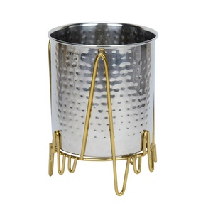 Maceta personalizable galvanizada de hierro de estilo europeo respetuosa con el medio ambiente de lujo única, cadena colgante, maceta de flores, apartamentos de jardín para el hogar - Product Image 4