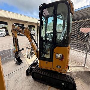 Mini-excavatrice 302 CR 2023, poids opérationnel de 1000 kg, moteur PLC de 2 ans, 21 CV, poids de 2000 kg, pompe Parker, boîte de vitesses - Product Image 1