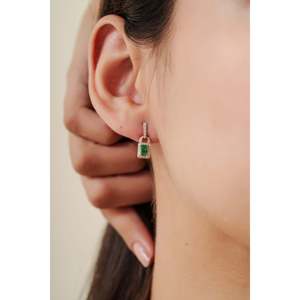 Boucles d'oreilles en émeraude et diamant - Product Image 2