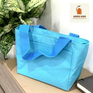 Sac isotherme en polyester imperméable au meilleur prix pour transporter des aliments à l'extérieur du déjeuner avec taille 33x12x20 cm Fabriqué au Vietnam - Product Image 3