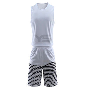 Ensemble d'uniformes de basket-ball personnalisés unisexe Combinaison d'entraînement avec chemise et short imprimés Vêtements de sport pour jeunes Technique de sublimation au Pakistan - Product Image 1