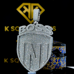 Pendentif de style hip-hop pour enfants en argent sterling 925 avec un design amélioré Charme de clarté unique Moissanite VVS - Product Image 6