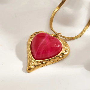 Collier en acier inoxydable 304 de style romantique, cœur en relief coloré, chaîne serpent, plaqué or 18 carats, bijoux pour femmes, à porter au quotidien - Product Image 3