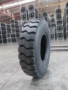 Neumático de tracción pesada 295/75R22.5 que ofrece agarre profundo, manejo estable de la carga y rendimiento confiable para transporte pesado. - Product Image 2