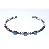 Bracelet en argent sterling 925 plaqué rhodium noir avec pierre ronde bleue, design de bijoux pour femmes