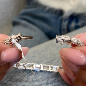 Fancy Emerald IGI Certified VVS Lab Grown Diamond 14K Pulsera de oro sólido Moda fina Joyería de moda de gama alta para mujeres Regalos - Product Image 6