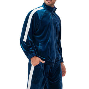 Ensembles survêtements personnalisés Jogger Ensemble pantalons de survêtement évasés et sweat à capuche pour hommes avec logo de haute qualité Pantalon de survêtement en velours et ensemble de 2 pièces avec fermeture éclair - Product Image 3