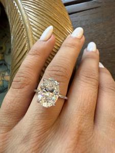 แหวนดีไซน์เนอร์หรูหรา4 CT สำหรับผู้หญิงประดับอัญมณีชั้นดีของขวัญงานหมั้นแต่งงานเจ้าสาวตัดวงรีเพชรปลูกในห้องปฏิบัติการความชัดเจน VVS - Product Image 4