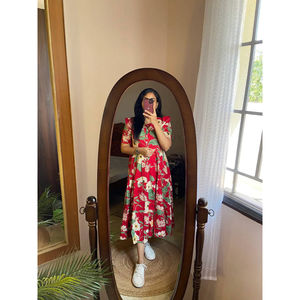 Maxi vestido de diseñador para mujer, elegante vestido largo escalonado con estampado étnico, tela suave, ajuste holgado, Ideal para trajes de verano y Resort - Product Image 1