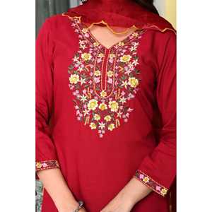 ชุดคุर्ตาผ้าเรยอนสีแดงปักลายดอกไม้หนัก พร้อมกางเกงขายาวและผ้าคลุมไหล่ผ้าออร์แกนซ่าสำหรับผู้หญิง - Product Image 6