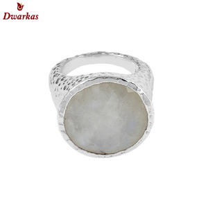 Anillo de plata de ley 925 con diseño elegante y piedra preciosa de calcedonia azul para hombre, fabricante mayorista, anillos en existencia - Product Image 3