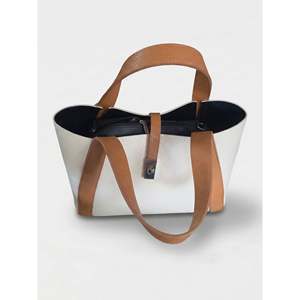 Borsa a mano strutturata in vera pelle di doppio strato Art. 26011 Prodotto in Italia - Product Image 3