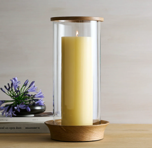 Centre de table de mariage en verre soufflé à la main, cylindre transparent, cheminée à bougie, support de bougie ouvert avec base en bois - Product Image 1