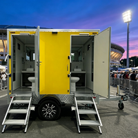 Installation sanitaire autonome et économique en termes d'eau pour concerts en plein air et chantiers de construction, toilettes mobiles