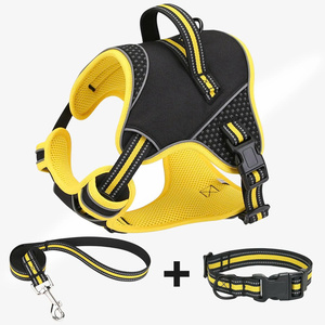 Harnais réglable et bavoir doux et respirant pour chiens et chats pendant l'entraînement en plein air et les promenades du fournisseur du Vietnam - Product Image 3