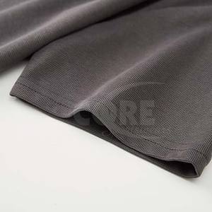 T-shirts légers de haute qualité 100% coton 140Gsm T-shirt uni vierge respirant pour hommes - Product Image 5