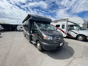 Winnebago F-u-s-e 23A usado del 2017, listo para vender - Product Image 6