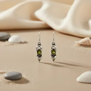 ต่างหูเงินแท้ 925 ดีไซน์ทันสมัยสำหรับผู้หญิง ประดับเพทายสีเขียว ตกแต่งด้วยทอง 14K 18K เหมาะสำหรับงานหมั้น ลายดอกไม้เรขาคณิต - Product Image 2